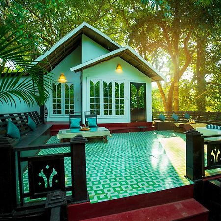 La La Land Resort Goa By Spicy Mango ปาโลเลม ภายนอก รูปภาพ