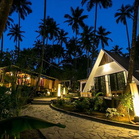 La La Land Resort Goa By Spicy Mango ปาโลเลม ภายนอก รูปภาพ