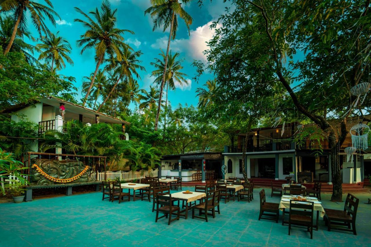 La La Land Resort Goa By Spicy Mango ปาโลเลม ภายนอก รูปภาพ