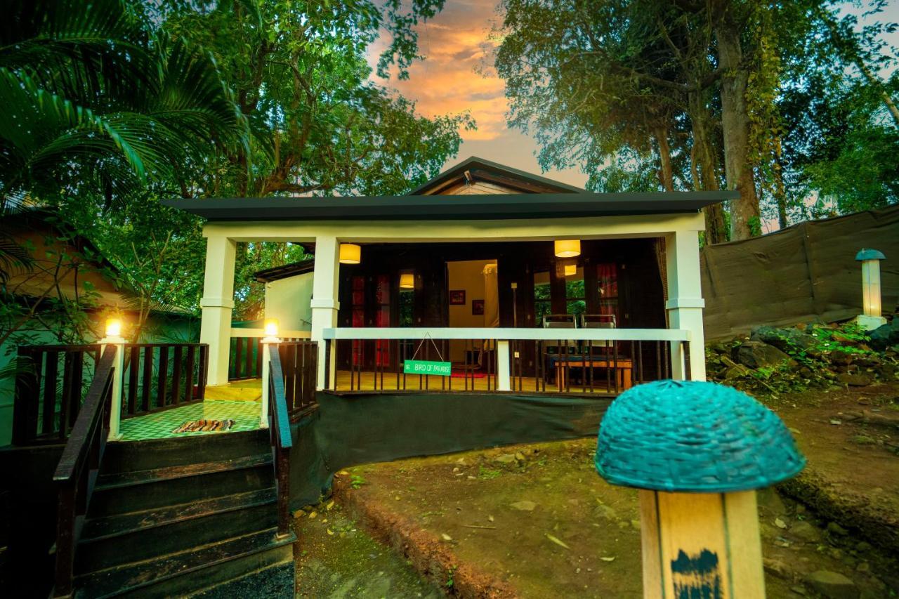 La La Land Resort Goa By Spicy Mango ปาโลเลม ภายนอก รูปภาพ