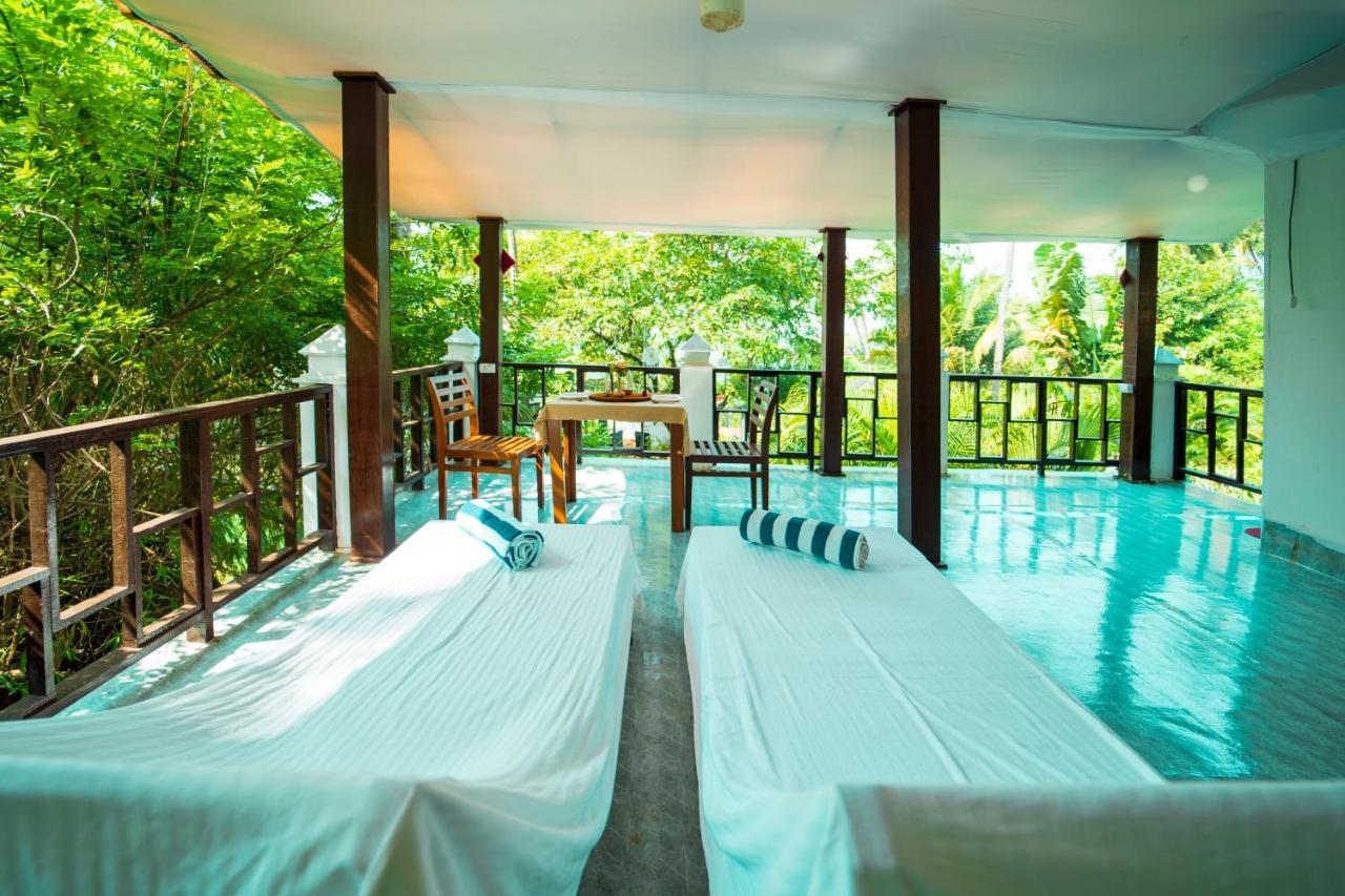 La La Land Resort Goa By Spicy Mango ปาโลเลม ภายนอก รูปภาพ