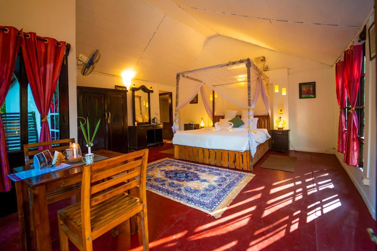 La La Land Resort Goa By Spicy Mango ปาโลเลม ภายนอก รูปภาพ