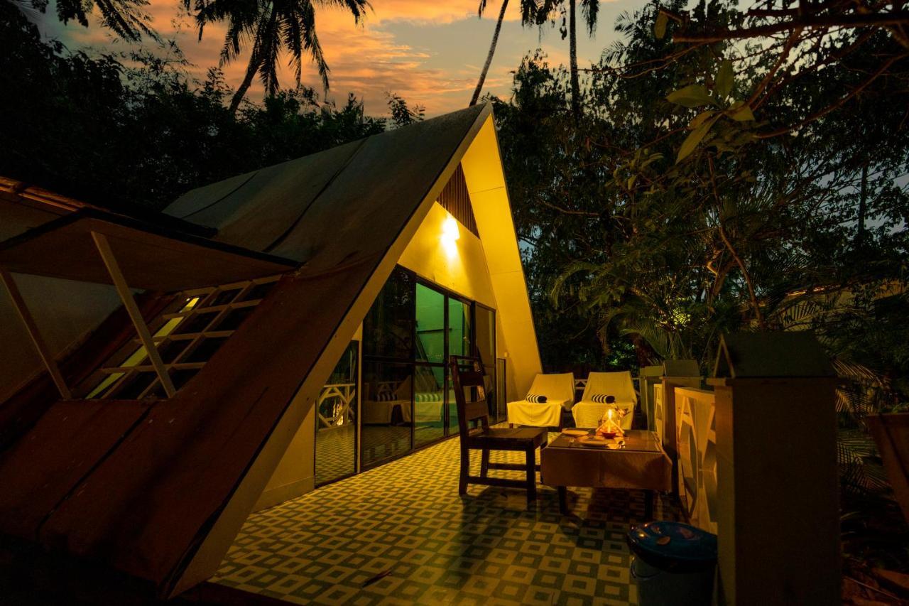La La Land Resort Goa By Spicy Mango ปาโลเลม ภายนอก รูปภาพ