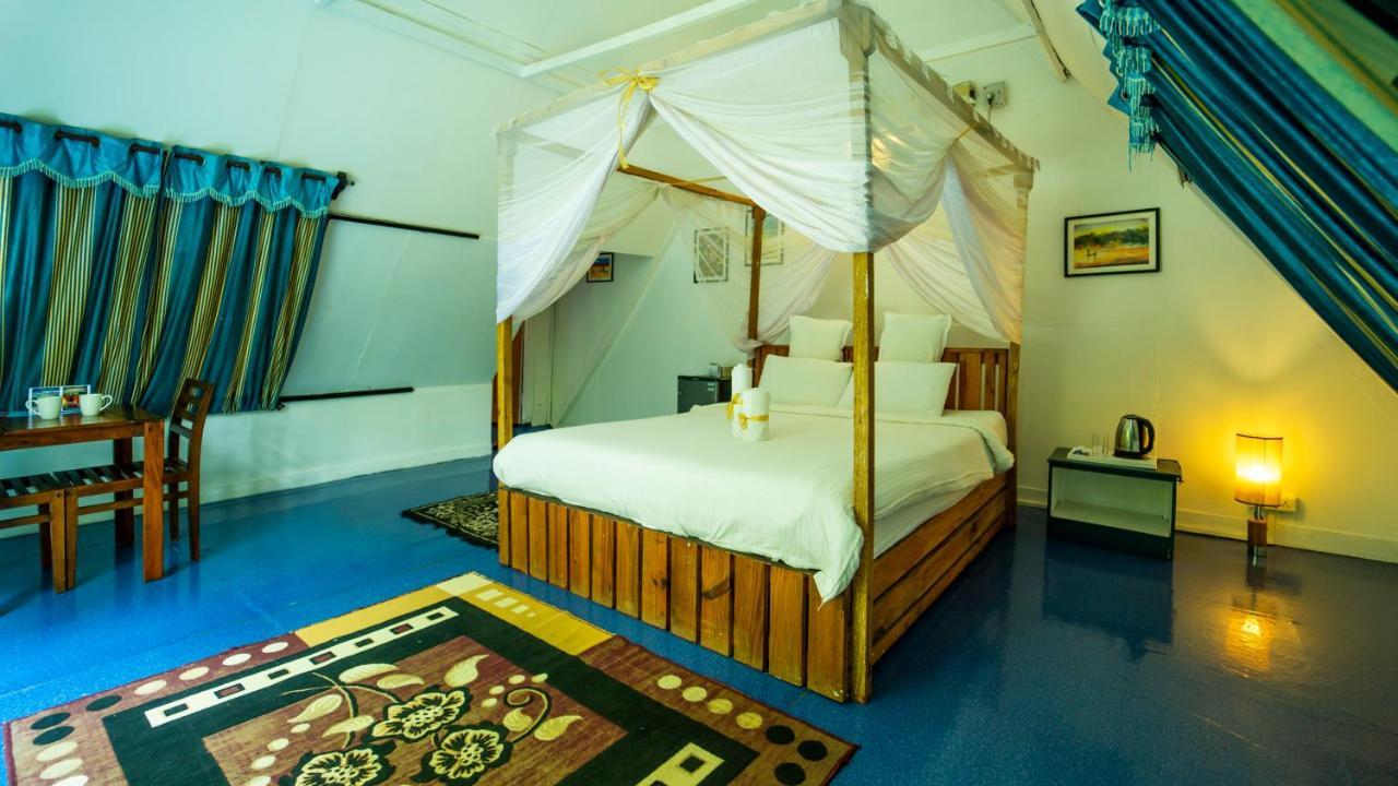 La La Land Resort Goa By Spicy Mango ปาโลเลม ภายนอก รูปภาพ