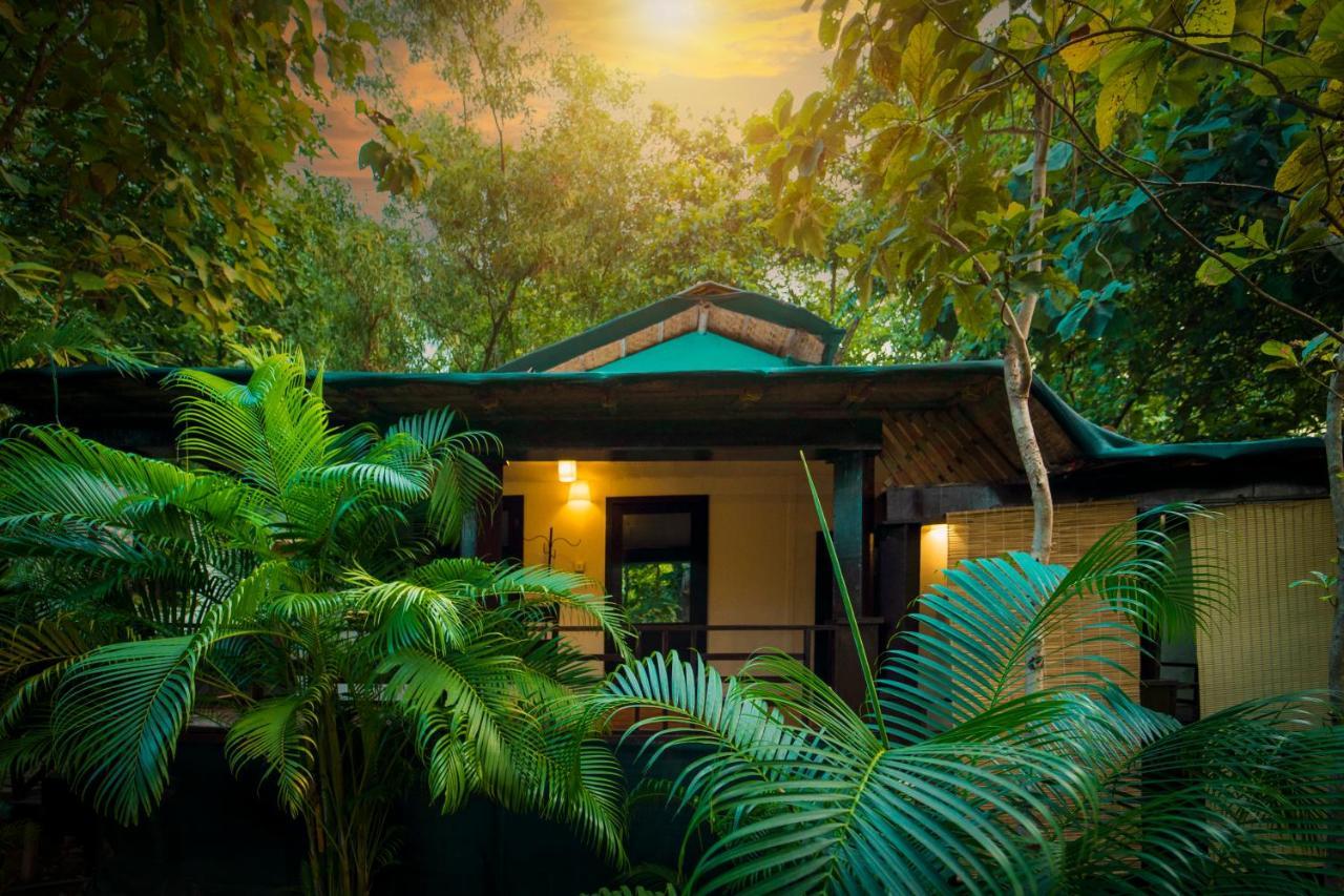 La La Land Resort Goa By Spicy Mango ปาโลเลม ภายนอก รูปภาพ