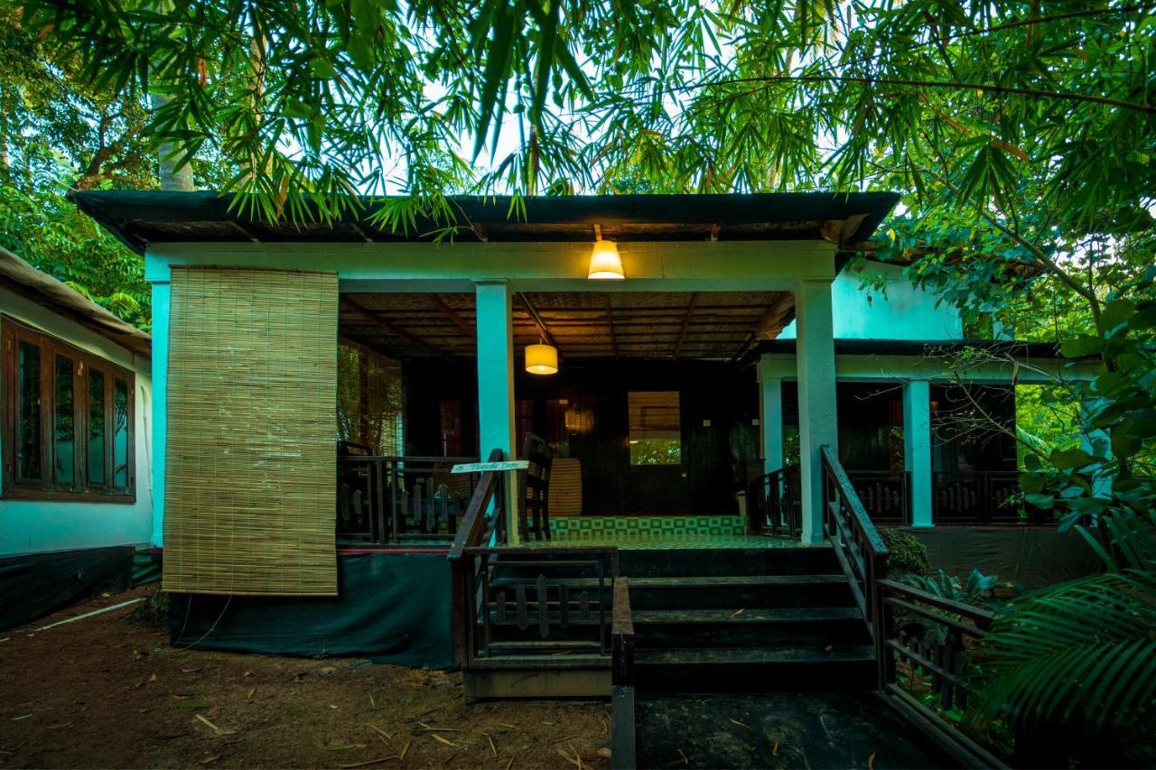 La La Land Resort Goa By Spicy Mango ปาโลเลม ภายนอก รูปภาพ