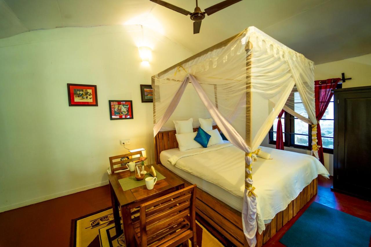 La La Land Resort Goa By Spicy Mango ปาโลเลม ภายนอก รูปภาพ