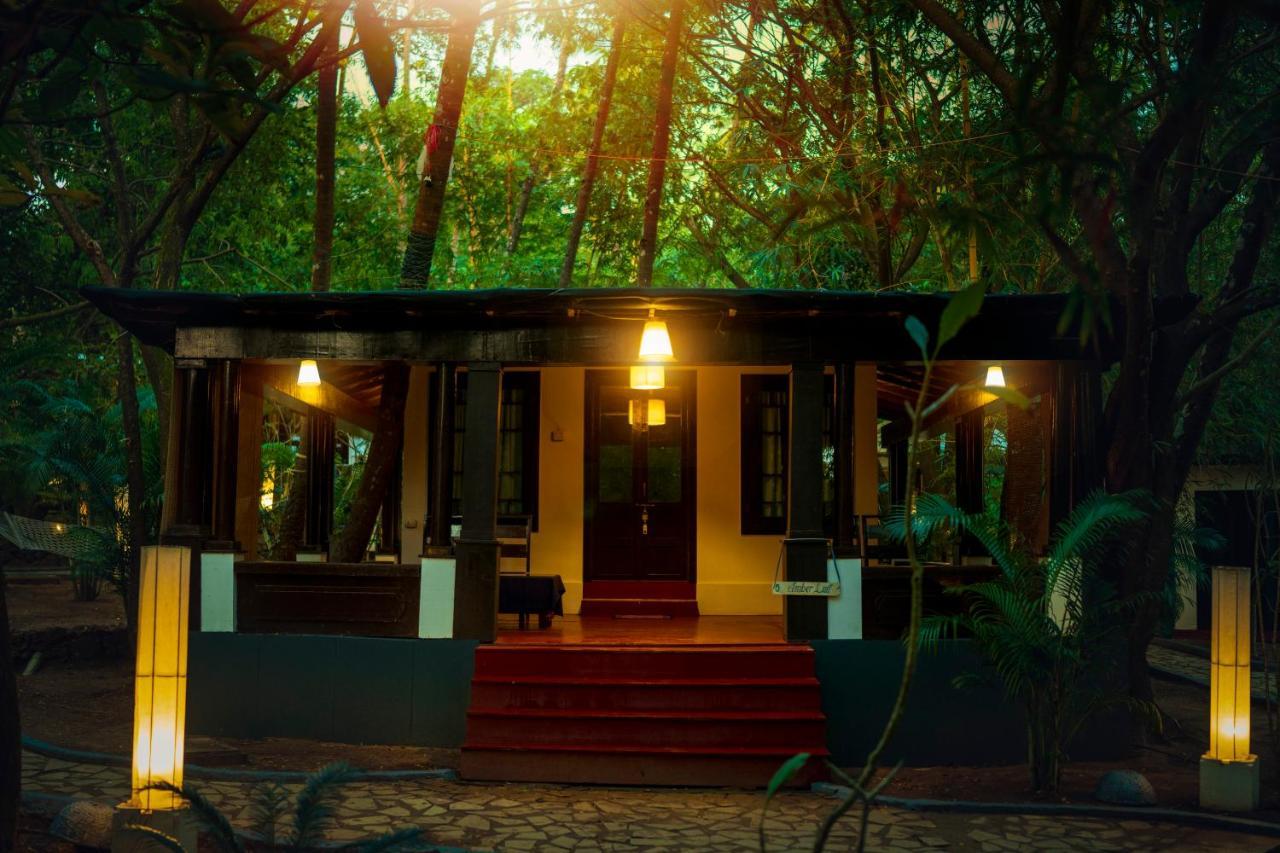 La La Land Resort Goa By Spicy Mango ปาโลเลม ภายนอก รูปภาพ