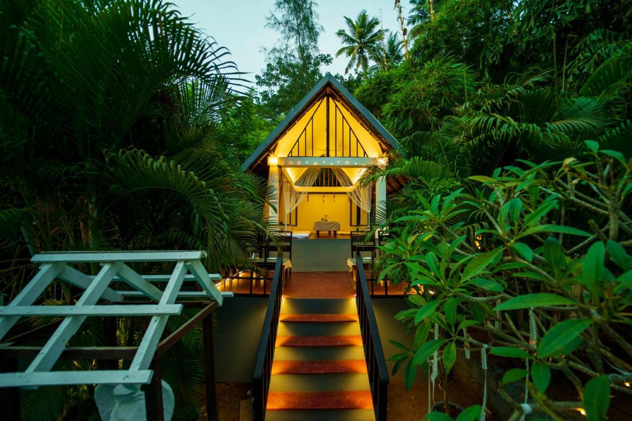 La La Land Resort Goa By Spicy Mango ปาโลเลม ภายนอก รูปภาพ