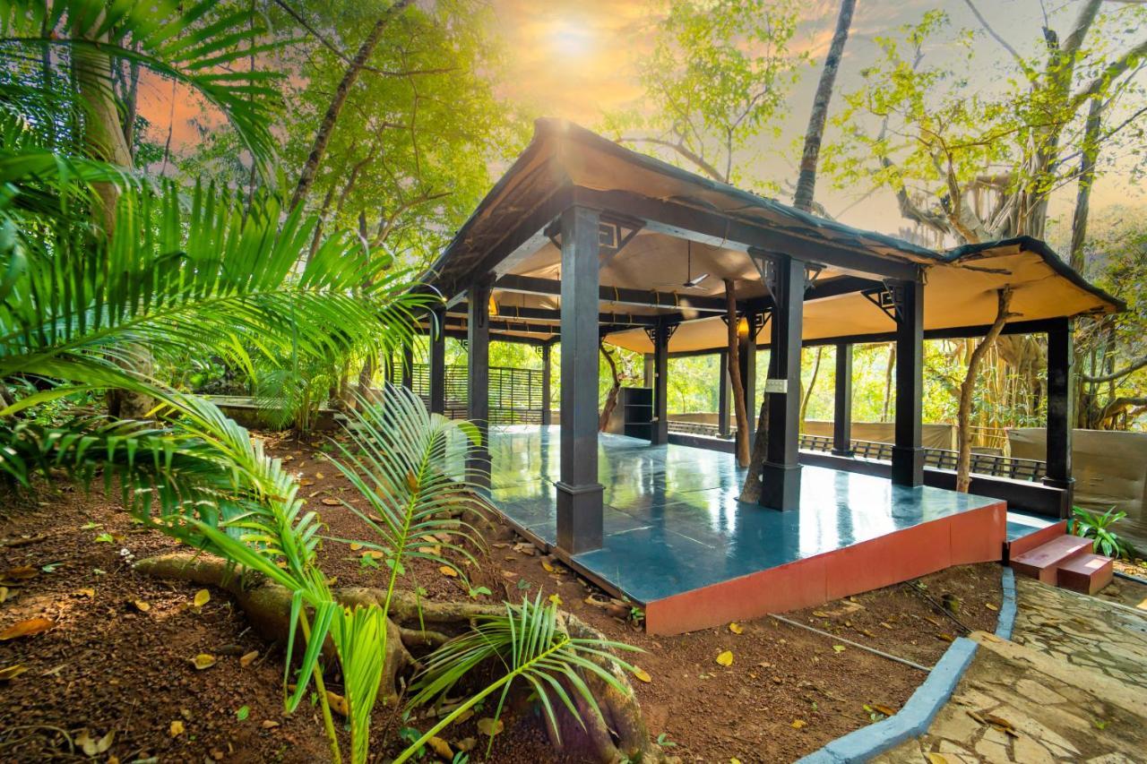 La La Land Resort Goa By Spicy Mango ปาโลเลม ภายนอก รูปภาพ