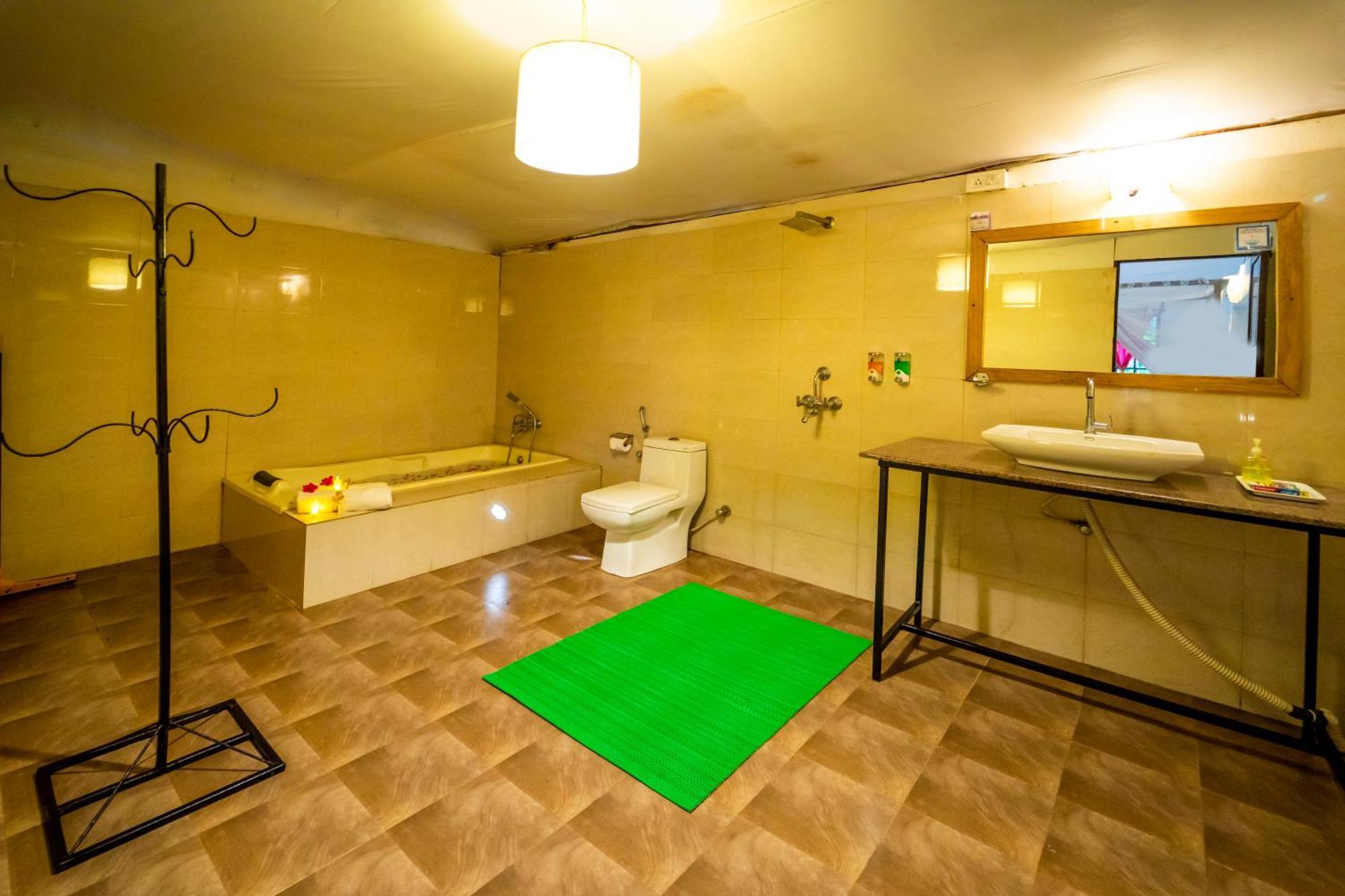 La La Land Resort Goa By Spicy Mango ปาโลเลม ภายนอก รูปภาพ